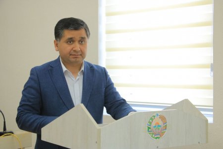 ХALQ DEPUTATLARI ZARAFSHON SHAHAR KENGASHINING NAVBATDAN TASHQARI YETMISH YETTINCHI  SESSIYASI BO'LIB O'TDI